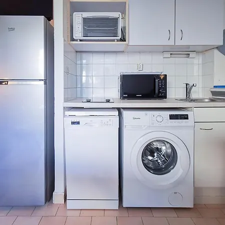 2 Pers. Jardin, Parking & Clim A 10m - Fr-1-803-10 *