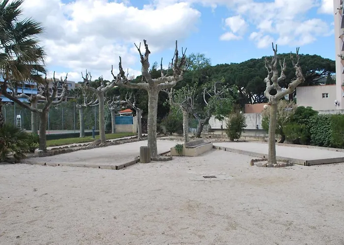 2 Pers. Jardin, Parking & Clim A 10m - Fr-1-803-10 Apartment Le Lavandou